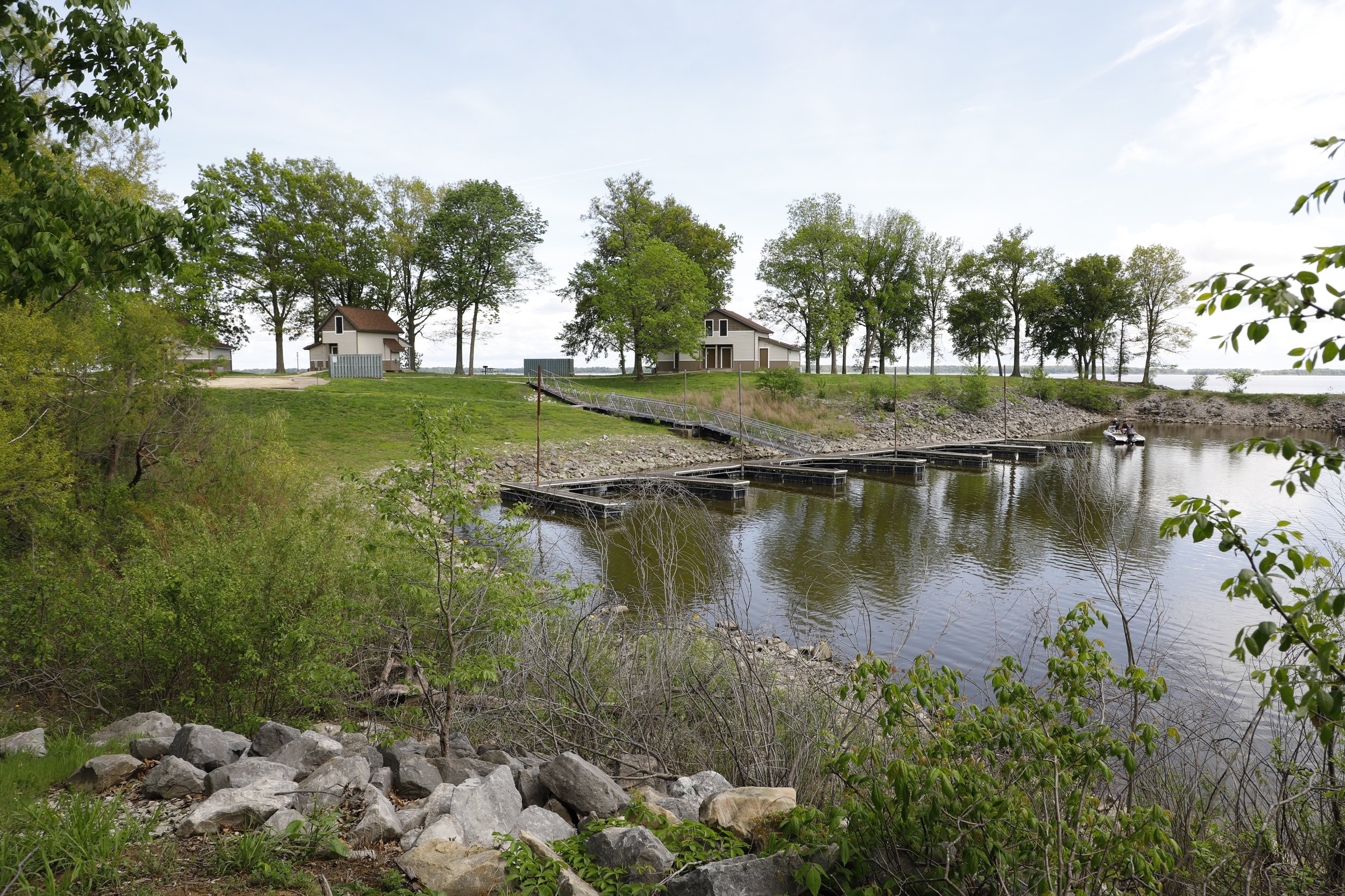 Marina dock on Carlyle Lake at Eldon Hazlet State Park